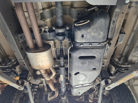 Stahl Unterfahrschutz für Kraftstofftank Ford Ranger Raptor (2023-2026) EANFord Ranger Raptor