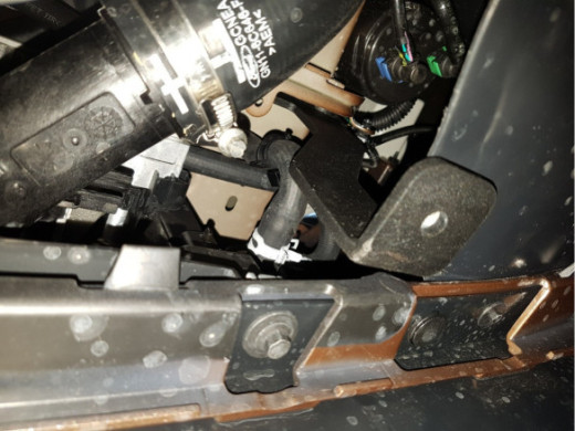 Stahl Unterfahrschutz für Motor, Getriebe Ford EcoSport (2017-2026) EANFord EcoSport