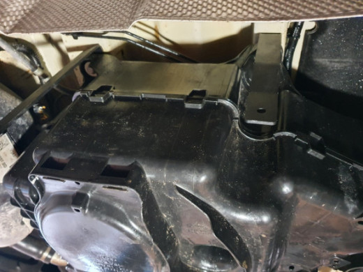 Stahl Unterfahrschutz für AdBluetank Ford Transit Custom (2020-2023) EANFord Transit Custom