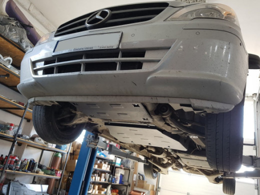 Stahl Unterfahrschutz für Getriebe Mercedes Vito W639 - 2.2 D 4x2 (2003-2014) EANMercedes Vito