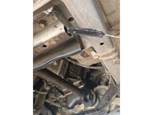 Stahl Unterfahrschutz für Getriebe Suzuki Vitara 2.0 (1988-1999) EANSuzuki