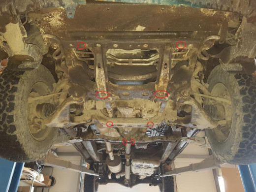 Stahl Unterfahrschutz für Motor, Kühler Toyota Hilux (2004-2015) EANToyota Hilux
