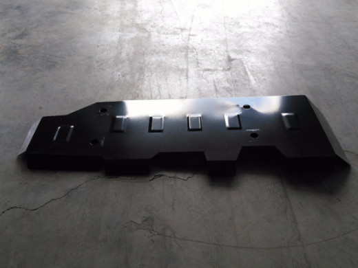 Stahl Unterfahrschutz für Treibstofftank Toyota Hilux (2004-2015) EANToyota