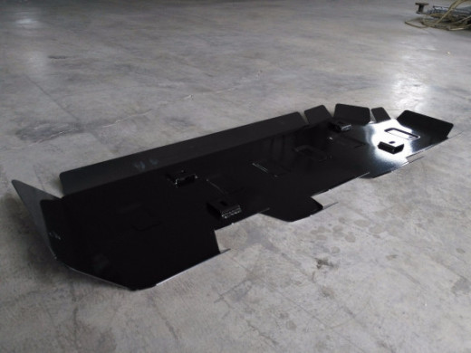 Stahl Unterfahrschutz für Treibstofftank Toyota Hilux (2004-2015) EANToyota