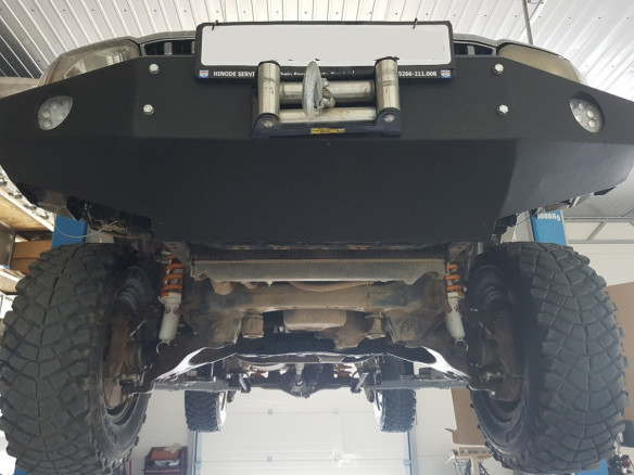 Stahl Unterfahrschutz für Motor Toyota Land Cruiser J90 (1995-2002) EANToyota Land Cruiser