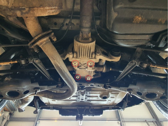 Stahl Unterfahrschutz für Differentialschutz Toyota RAV 4 (2006-2013) EANToyota RAV 4