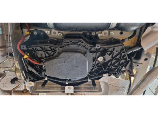 Stahl Unterfahrschutz für AdBluetank der Marke Toyota Proace Max (2024-2026) EANToyota Proace Max