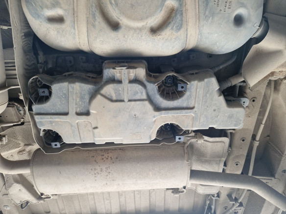 Stahl Unterfahrschutz für AdBluetank der Marke Toyota Proace Max - P1001282 (2024-2026) EANToyota Proace Max