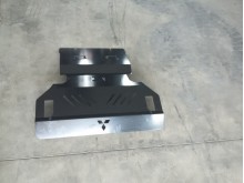 Stahl Unterfahrschutz für Motor, Kühler Mitsubishi Pajero 3 (V60, V70) (1999-2007)