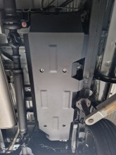 Stahl Unterfahrschutz für Treibstofftank Toyota Hilux (2004-2015)
