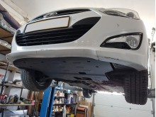 Stahl Unterfahrschutz für Motor, Getriebe Hyundai i40 (2011-2015)